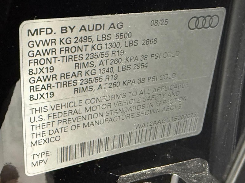 Audi Q5 Vehicle Image 18