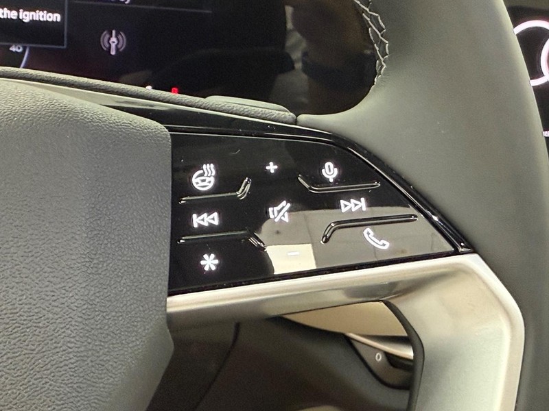 Audi Q5 Vehicle Image 11