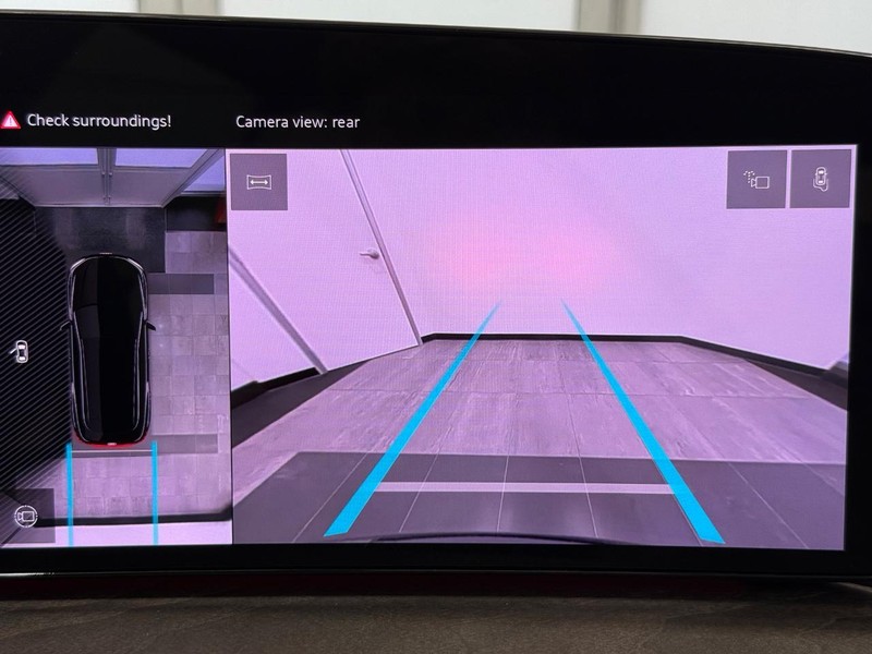 Audi Q5 Vehicle Image 12