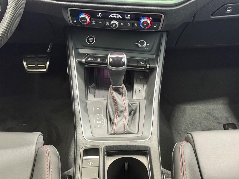 Audi Q3 Vehicle Image 7