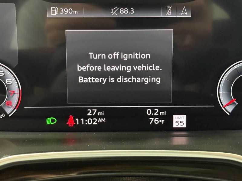 Audi Q3 Vehicle Image 12