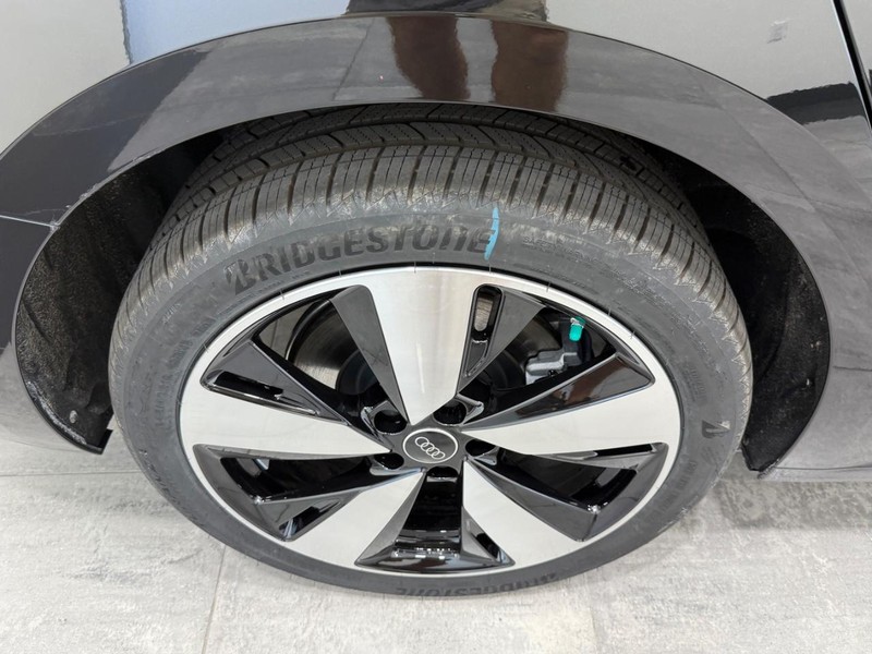 Audi A5 Vehicle Image 3