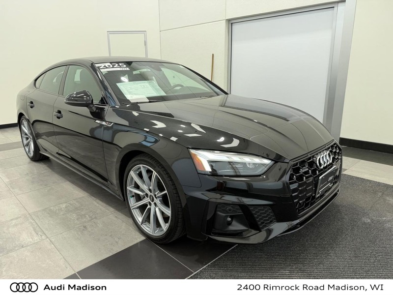 Audi A5 Sportback Vehicle Full-screen Gallery Image 01