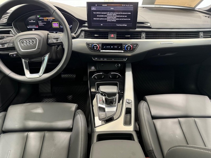 Audi A5 Sportback Vehicle Full-screen Gallery Image 09