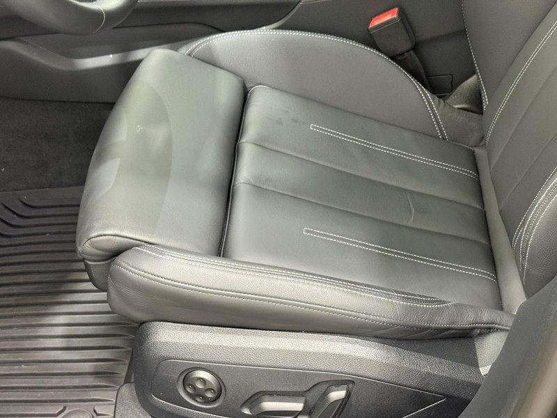 Audi A5 Sportback Vehicle Full-screen Gallery Image 20