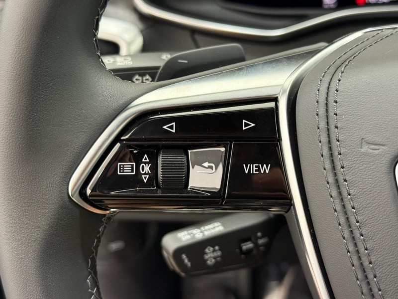 Audi A6 allroad Vehicle Image 11