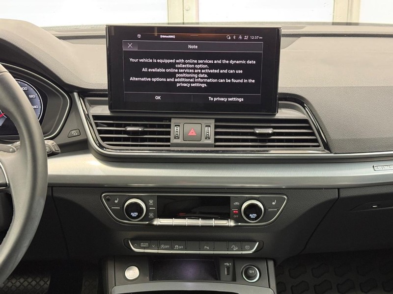 Audi Q5 Vehicle Image 10