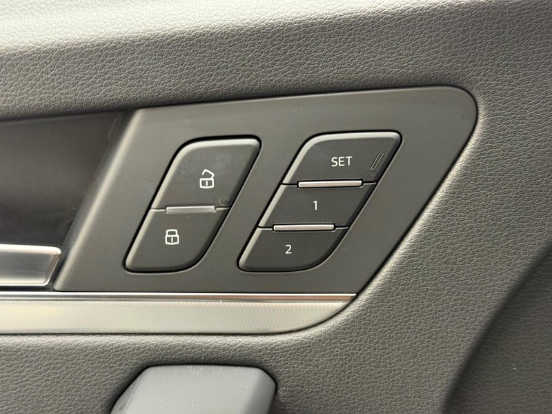 Audi Q5 Vehicle Image 13