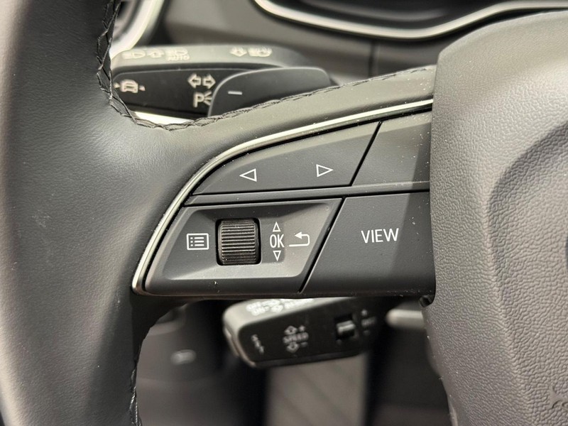 Audi Q5 Vehicle Image 14