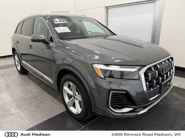 Madison WI 2025 Audi Q7 more details - audi q7