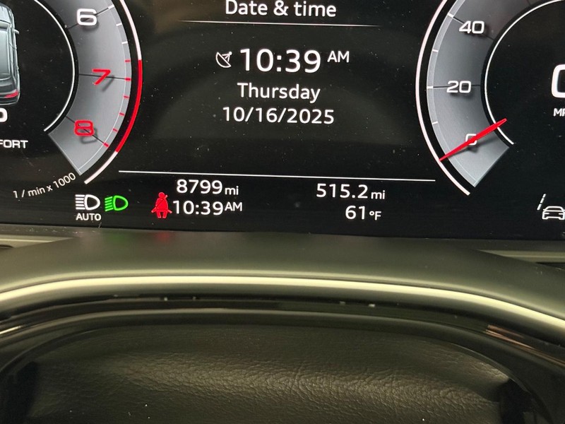 Audi Q7 Vehicle Image 17