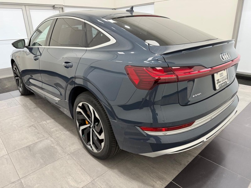 Audi e-tron Sportback Vehicle Image 4