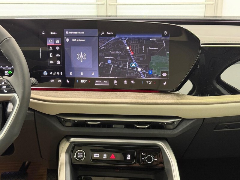 Audi Q5 Vehicle Image 6