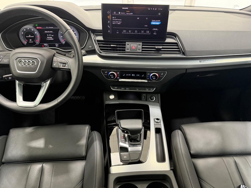 Audi Q5 Vehicle Image 10