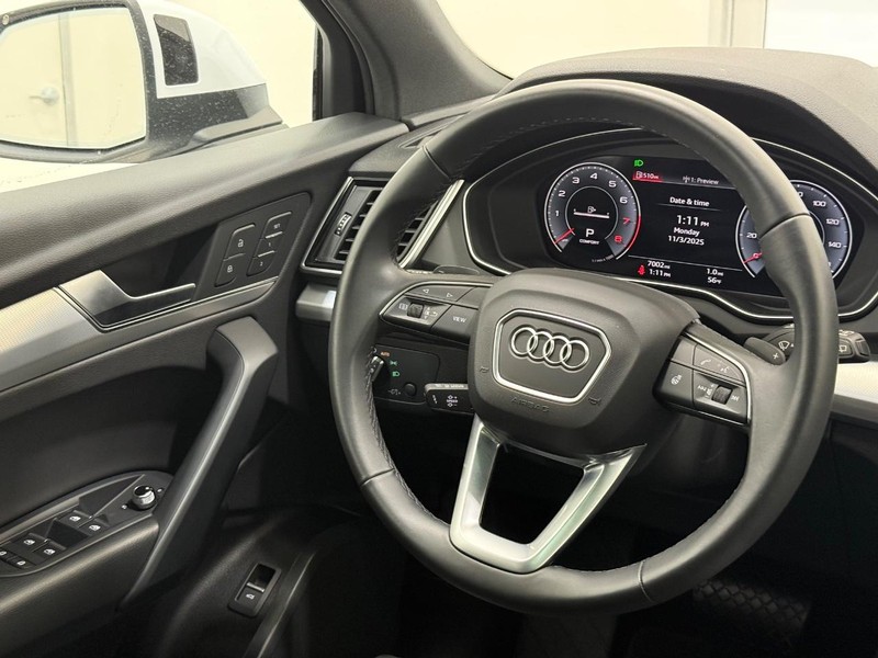 Audi Q5 Vehicle Image 13