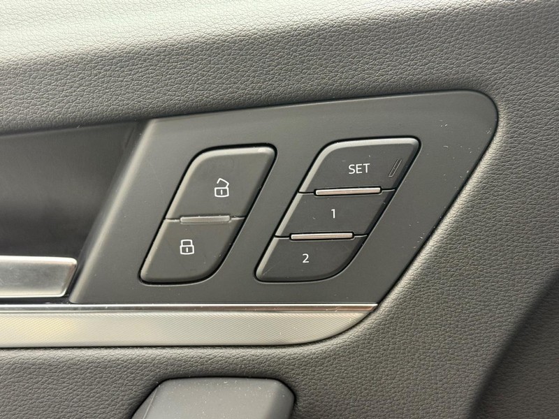 Audi Q5 Vehicle Image 15