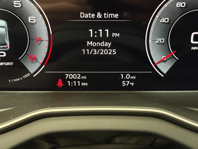 Audi Q5 Vehicle Image 18