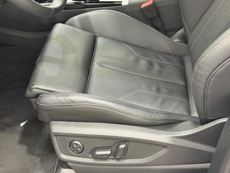 Audi Q5 Vehicle Image 22