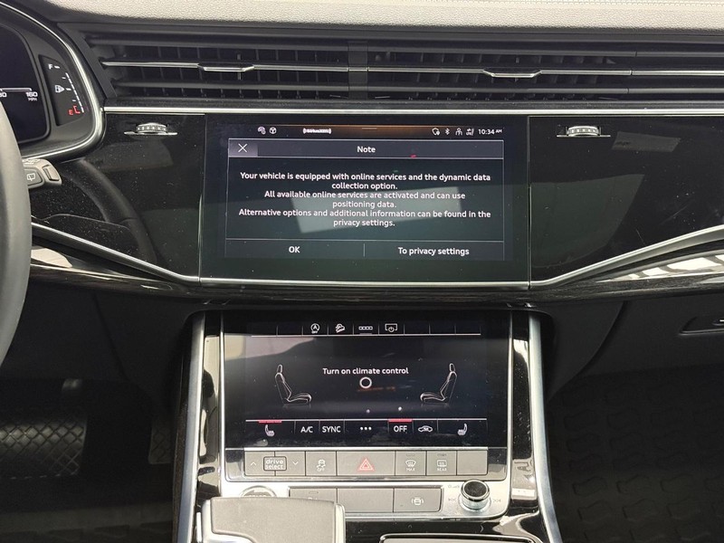 Audi Q7 Vehicle Image 10