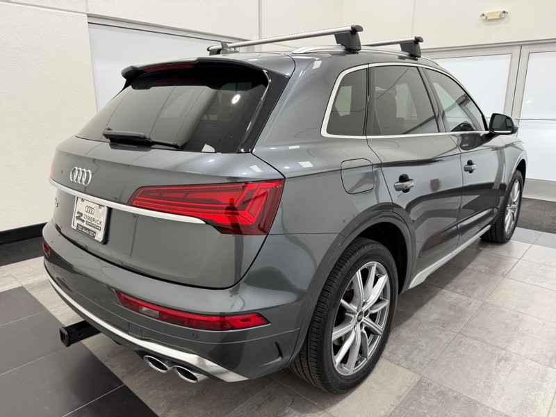 Audi SQ5 Vehicle Image 2