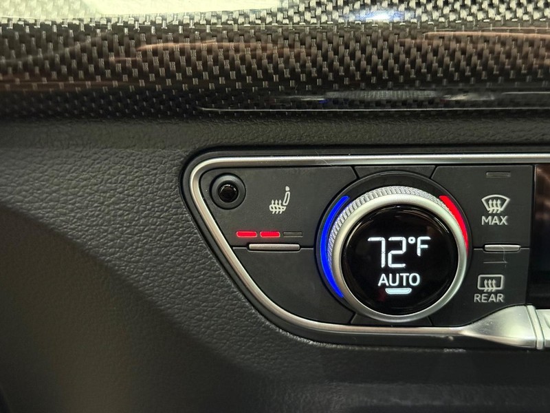 Audi SQ5 Vehicle Image 19