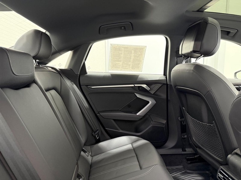 Audi A3 Vehicle Image 9