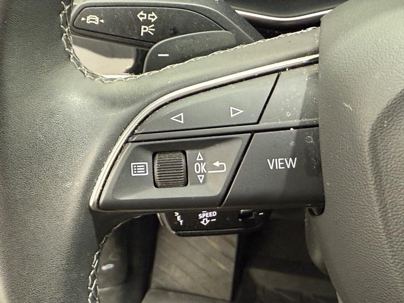 Audi Q7 Vehicle Image 15