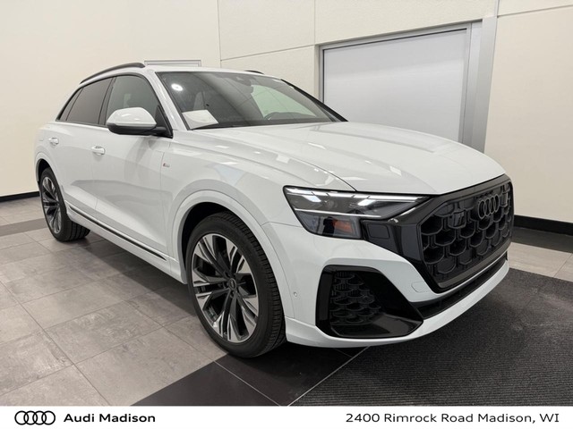 2026 Audi Q8 Premium Plus's photo