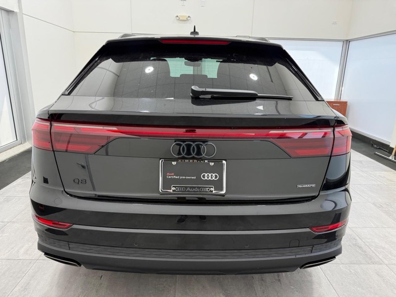 Audi Q8 Vehicle Image 3