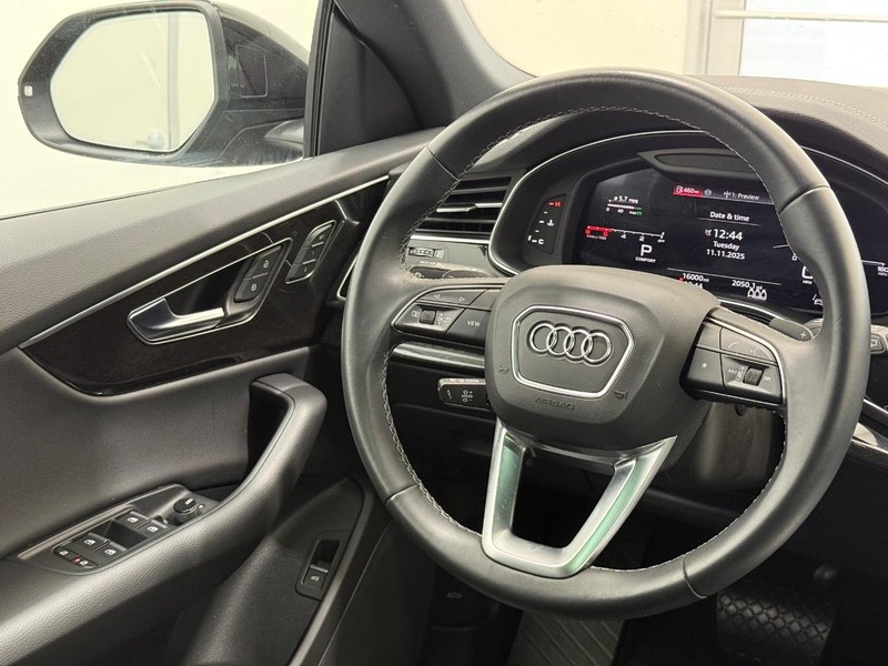Audi Q8 Vehicle Image 12