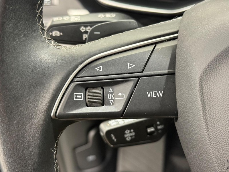 Audi Q8 Vehicle Image 15