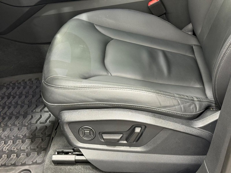 Audi Q8 Vehicle Image 21