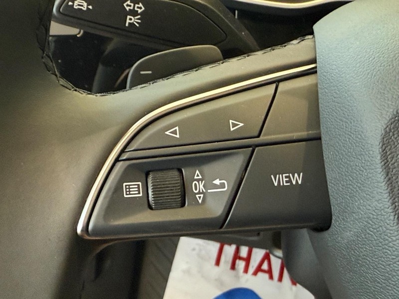 Audi Q3 Vehicle Image 10