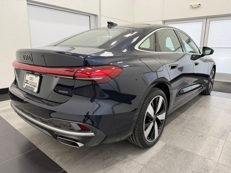 Audi A5 Vehicle Image 2