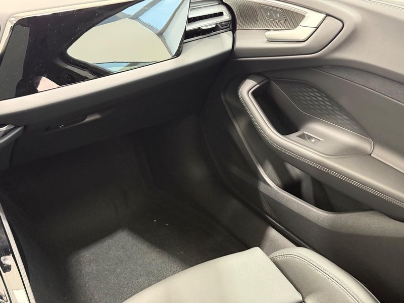 Audi A5 Vehicle Image 9