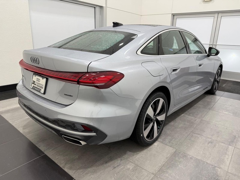 Audi A5 Vehicle Image 2