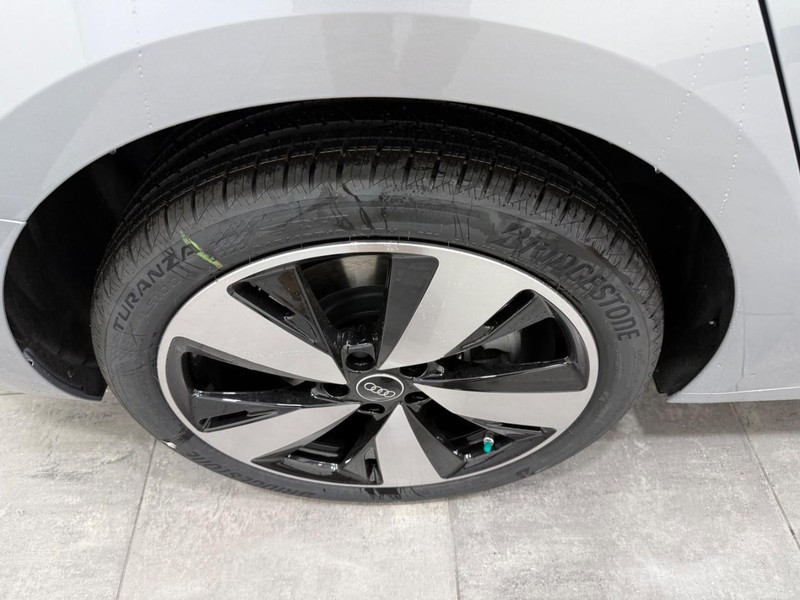 Audi A5 Vehicle Image 3