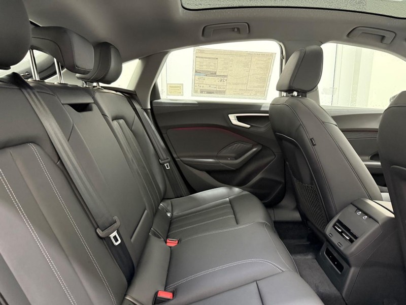 Audi A5 Vehicle Image 4