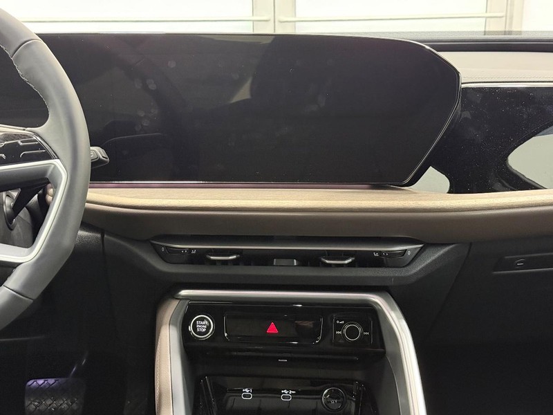 Audi Q5 Vehicle Image 6