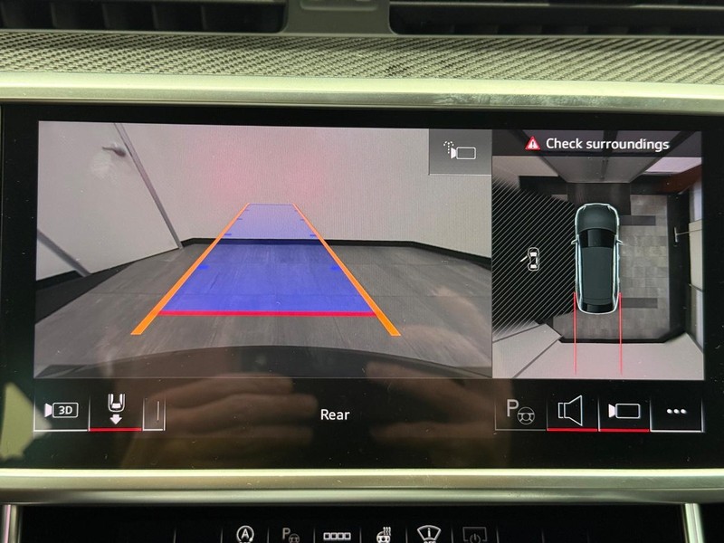 Audi RS 6 Avant Vehicle Image 13