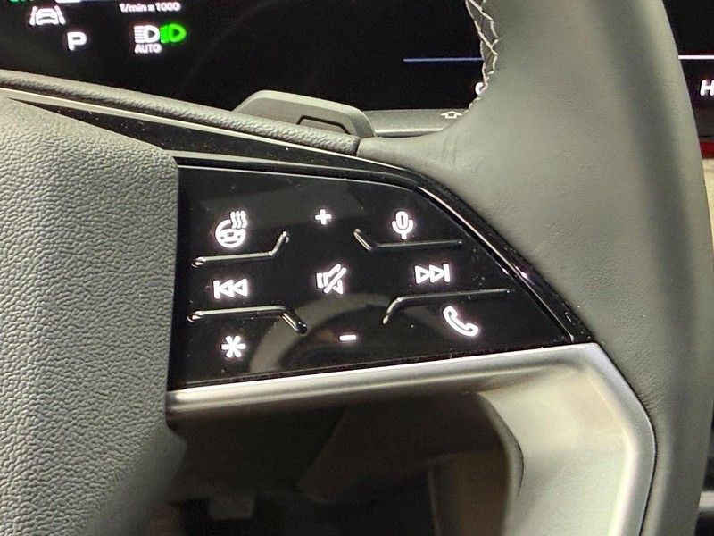 Audi Q5 Vehicle Image 11