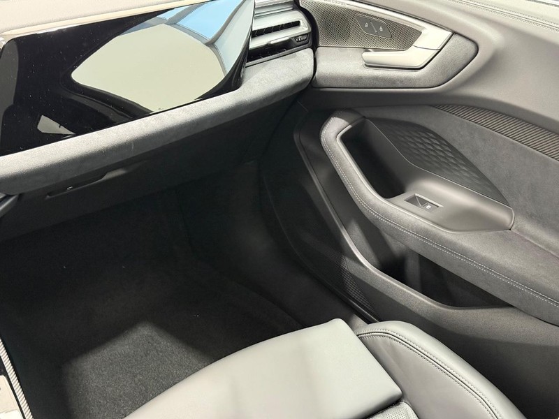 Audi S5 Vehicle Image 9