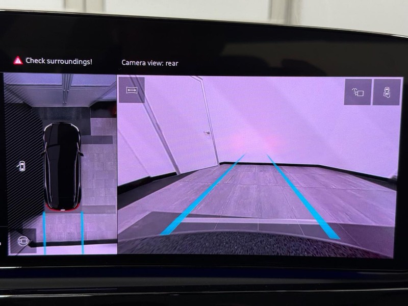 Audi A6 Sedan Vehicle Image 12