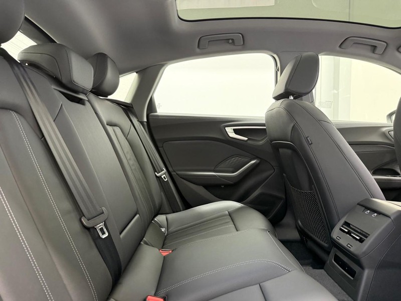 Audi A5 Vehicle Image 4