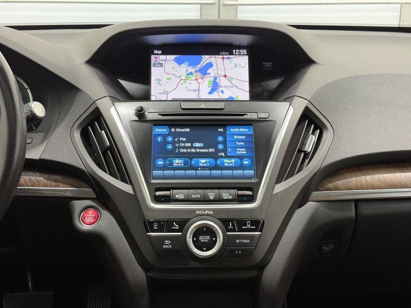 Acura MDX Vehicle Full-screen Gallery Image 10
