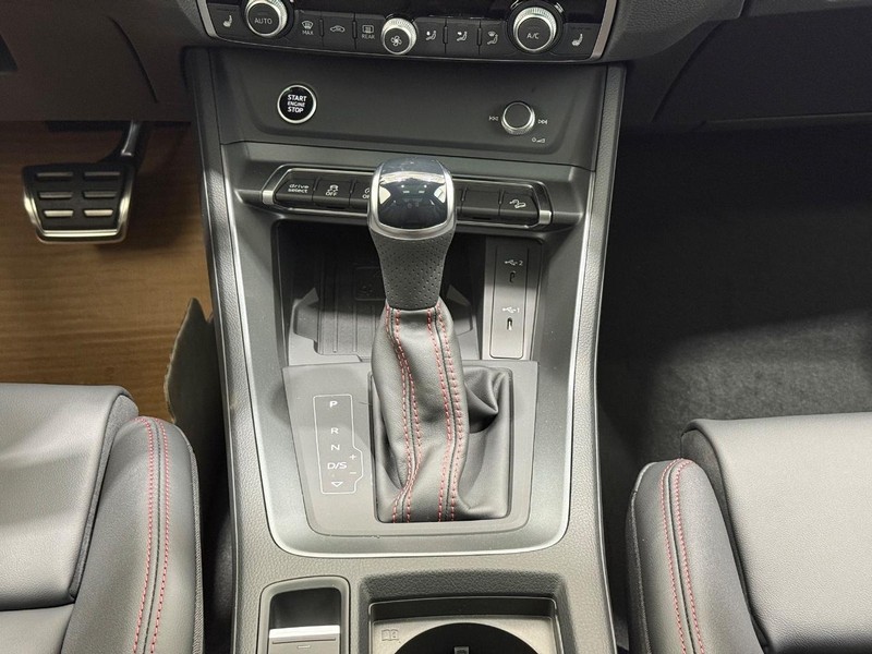 Audi Q3 Vehicle Image 7