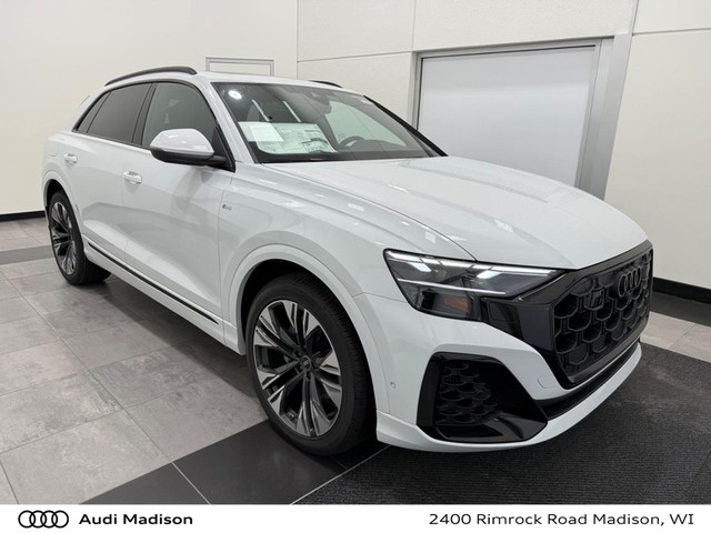 2026 Audi Q8 Premium Plus's photo