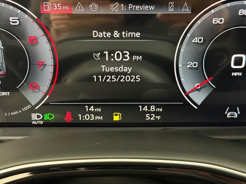 Audi Q8 Vehicle Image 13