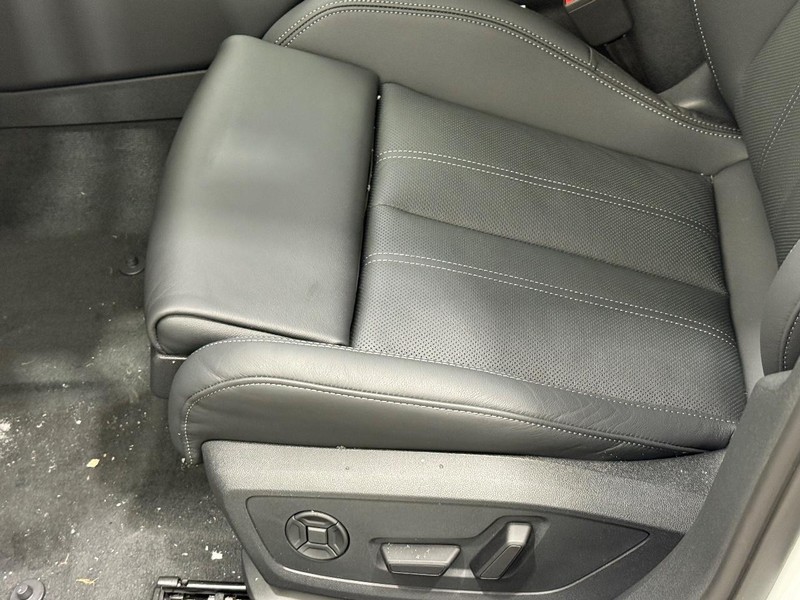 Audi A6 Sedan Vehicle Image 15