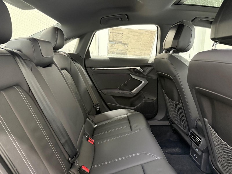 Audi A3 Vehicle Image 4